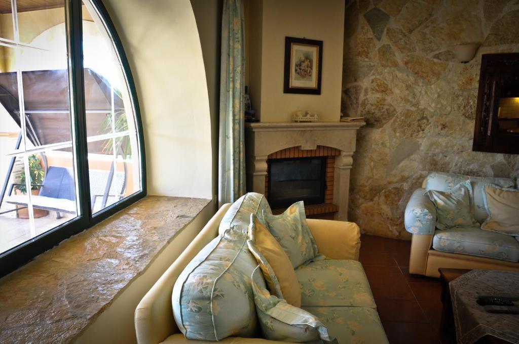 Orsalia Luxury Suites Platanés Rom bilde