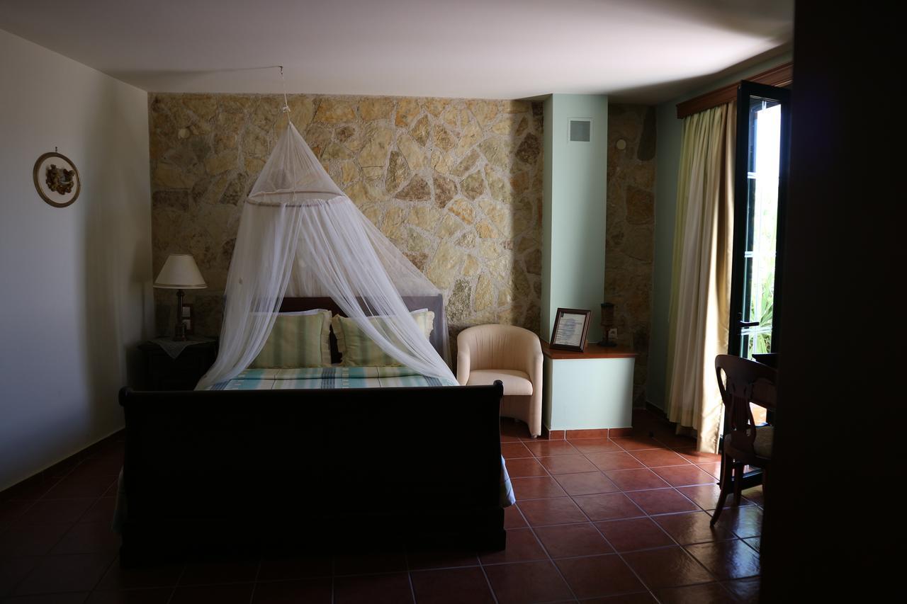 Orsalia Luxury Suites Platanés Eksteriør bilde